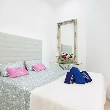 Azahara Apartment